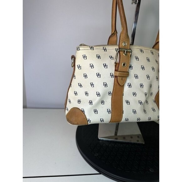 Dooney Bourke Medium Leather White Tan Handles - Picture 4 of 12